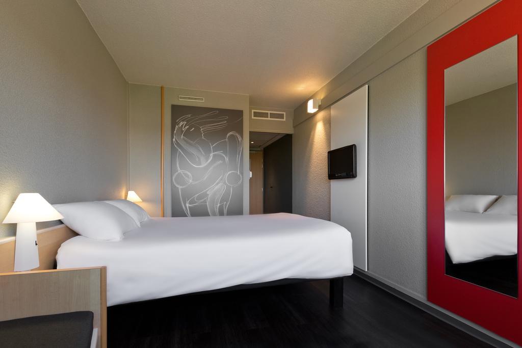 Ibis Saint Dizier Otel Oda fotoğraf